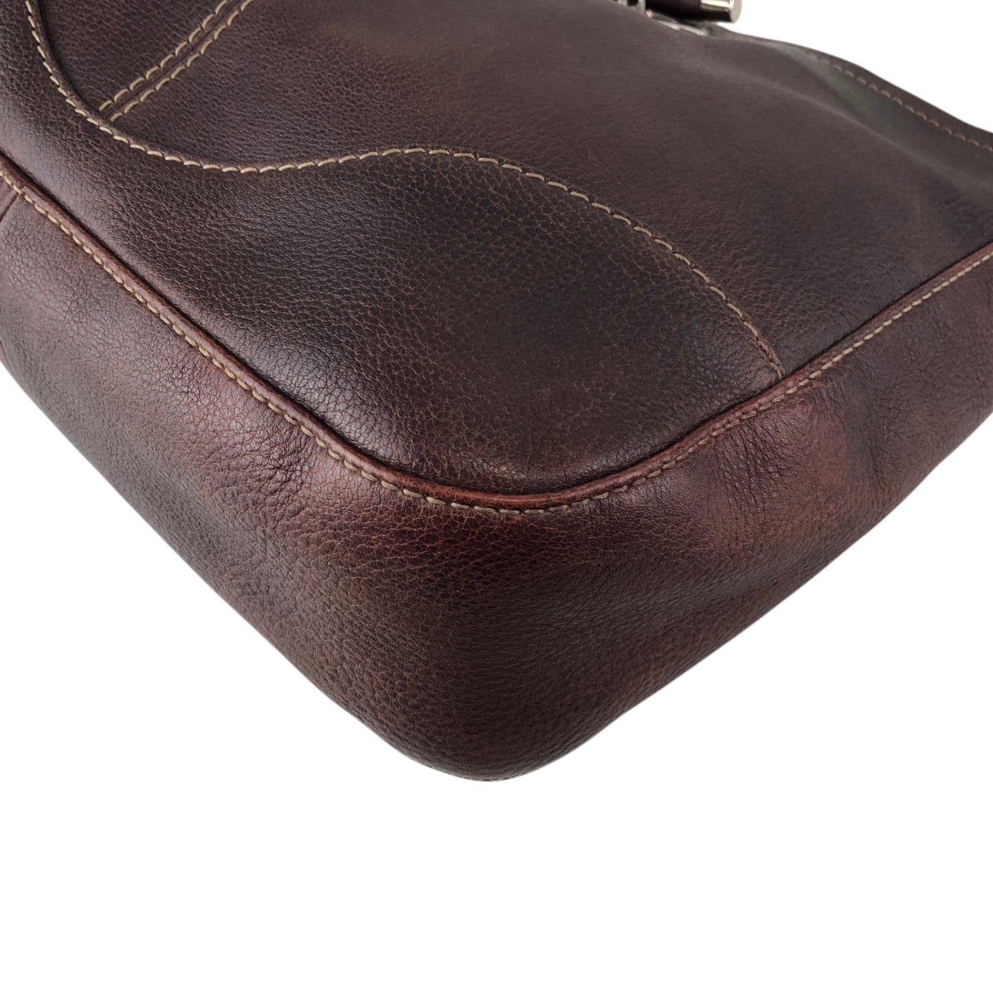 GUCCI Logo Embossed Shoulder bag Brown Vintage 8svbt5