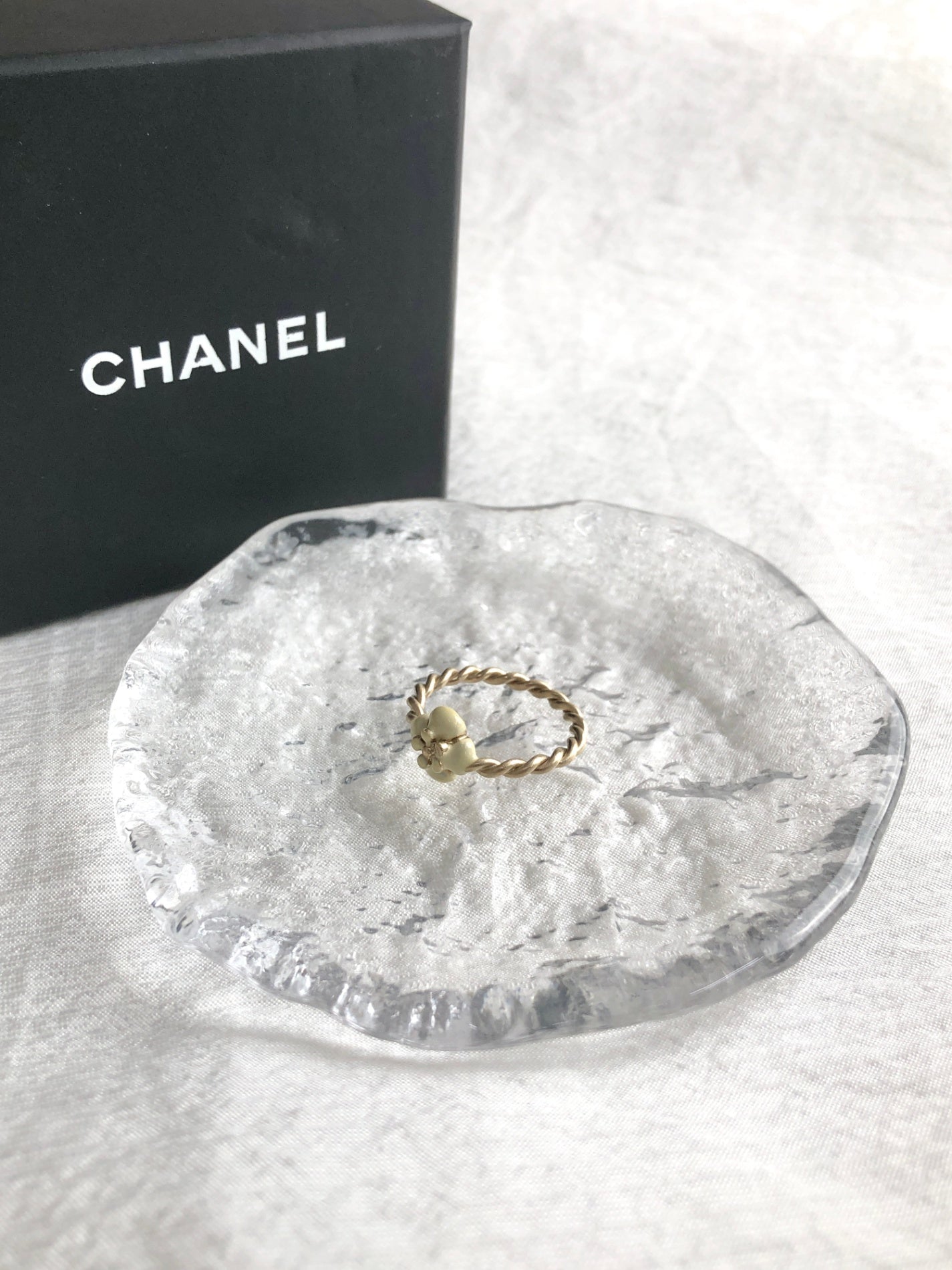 CHANEL Ring Gold×White Vintage efw5ta
