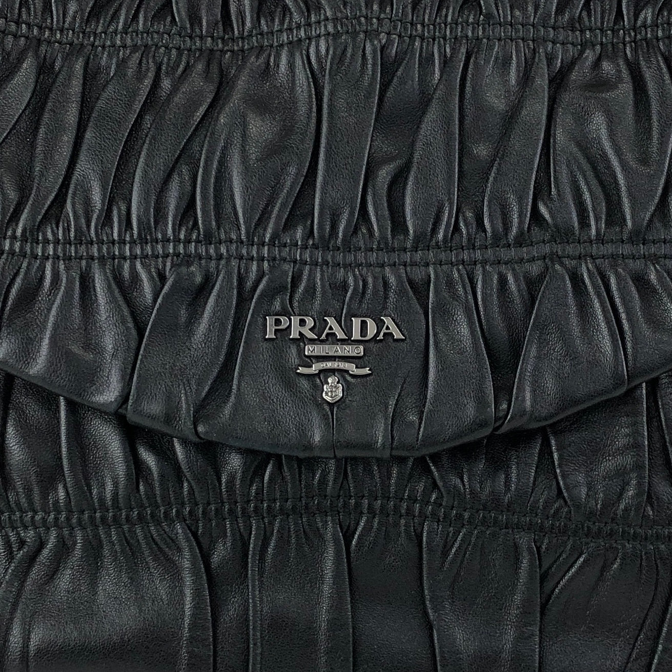 PRADA Logo Lock Chain Shoulder bag Black Vintage v87v8v