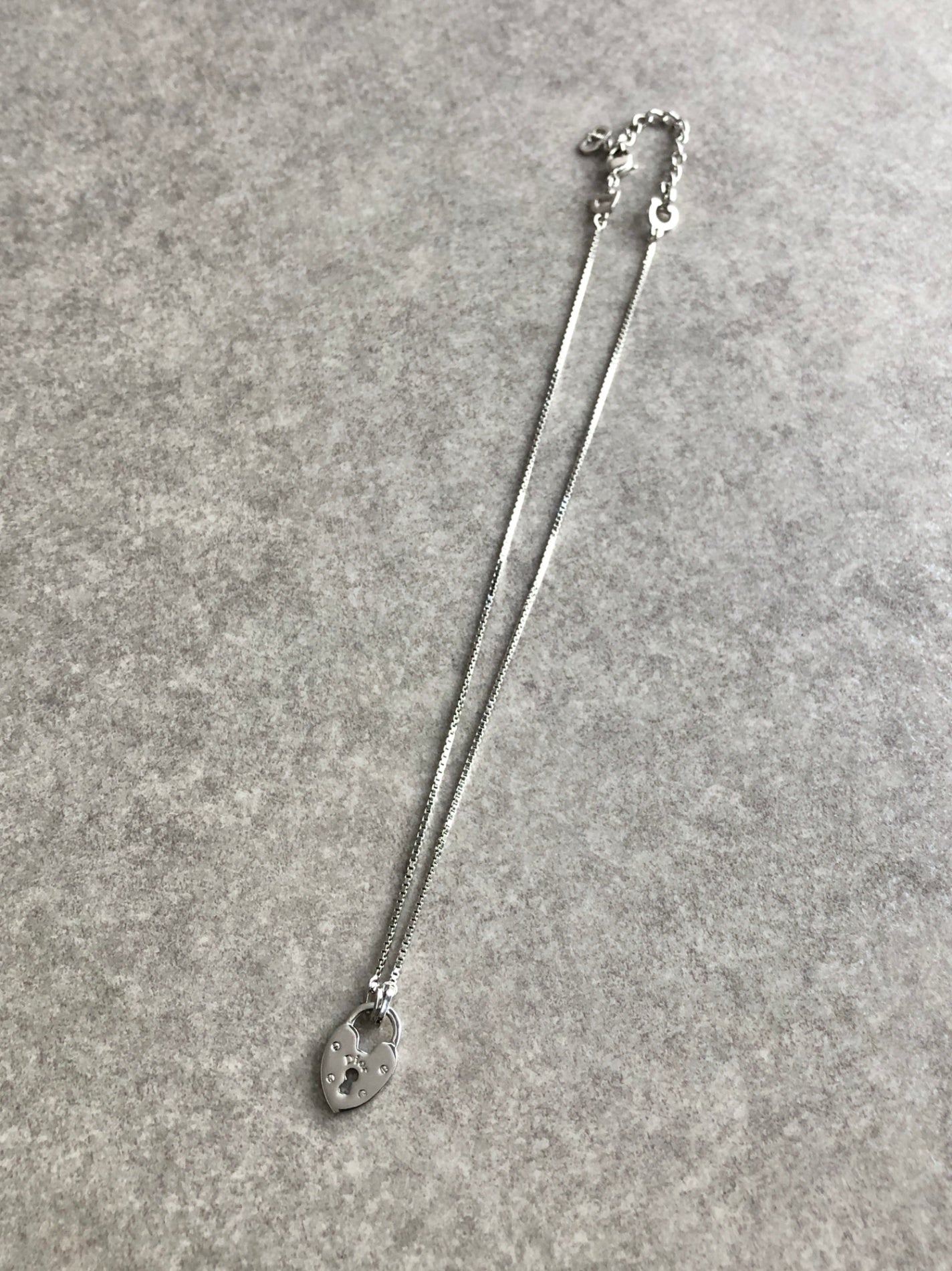 Christian Dior Heart Motif Necklace Silver Vintage xfgtgr