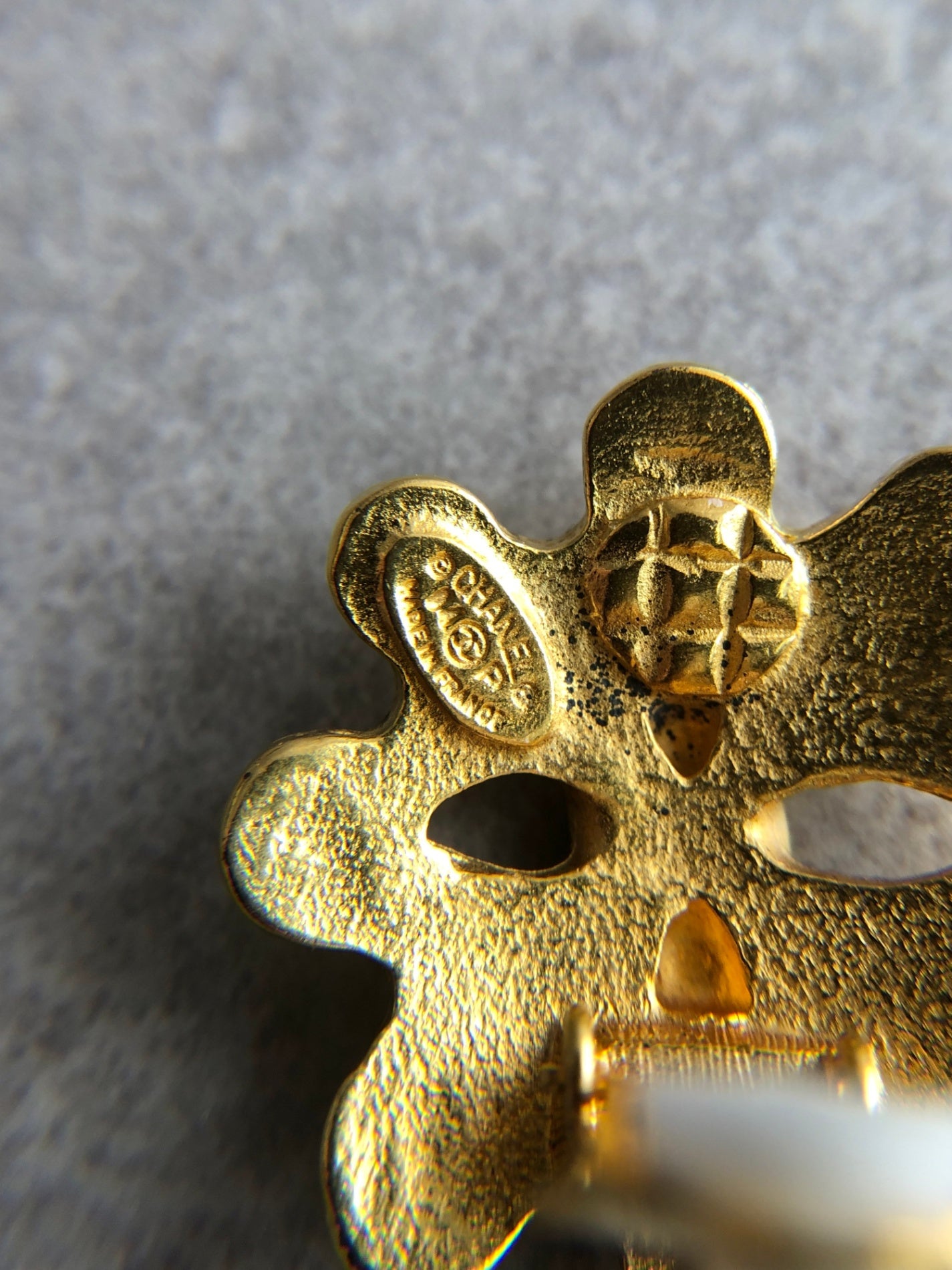 CHANEL Coco Mark Earrings Gold Vintage a6pmtj