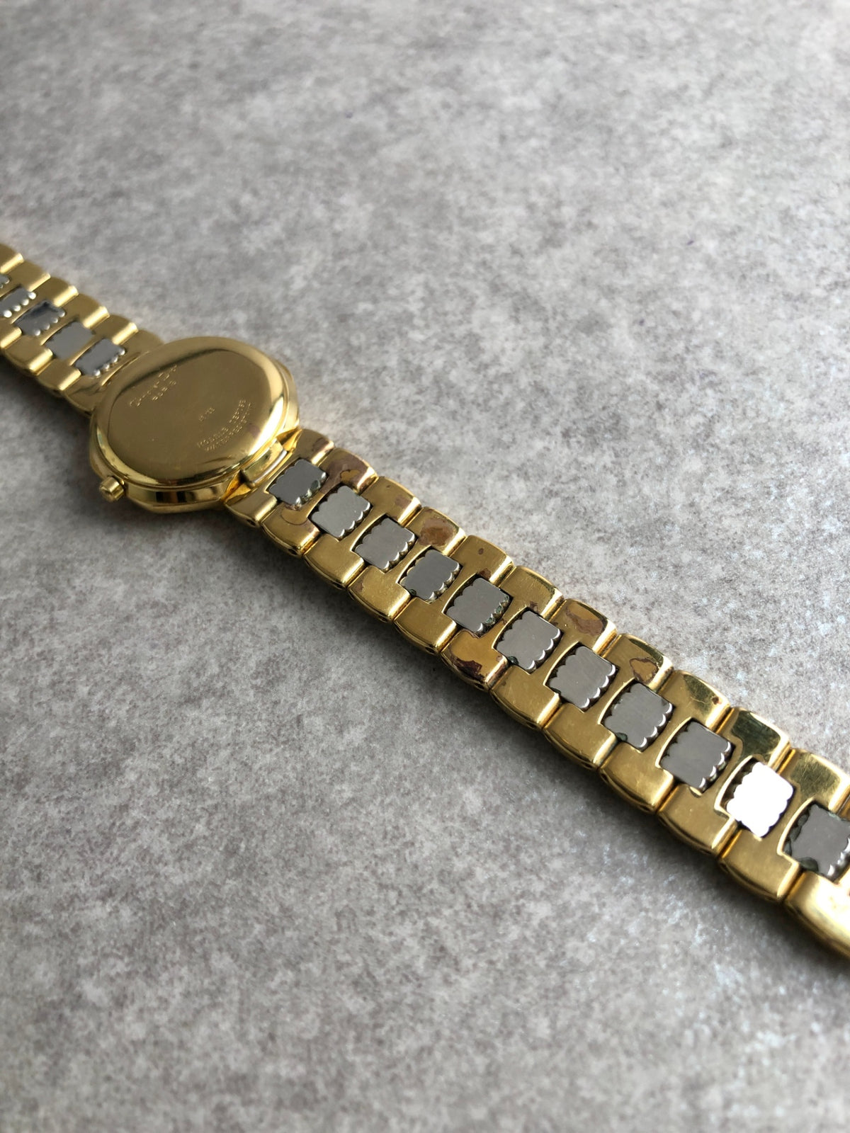 Christian Dior Logo Octagon Quartz Watch Gold D48⁻133 Vintage y8i88y