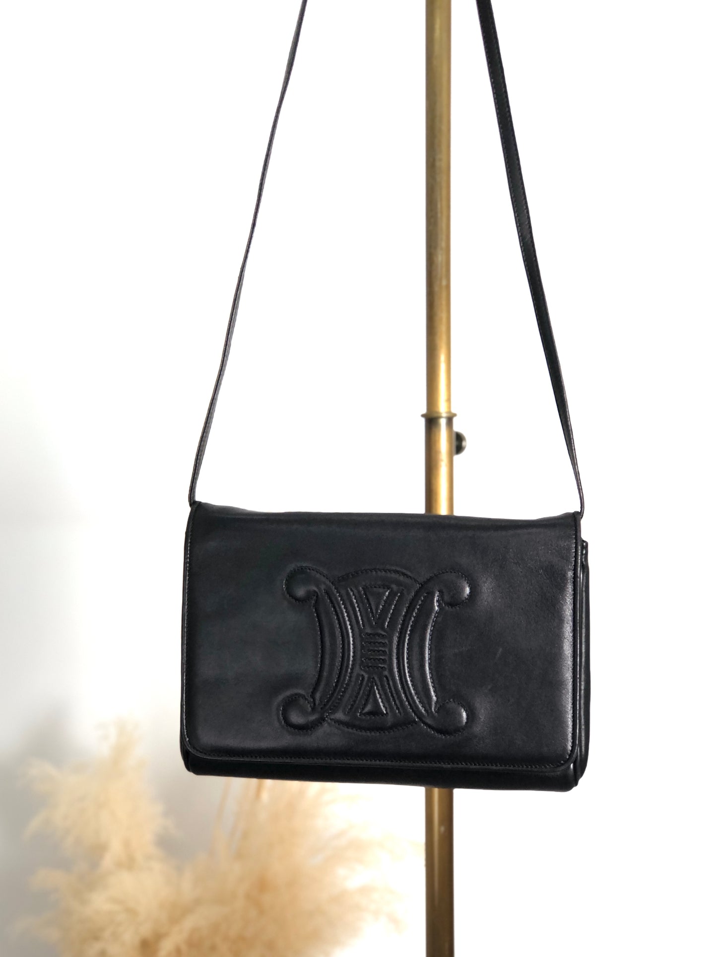 CELINE Blason Shoulder bag Black Vintage tuhbjd