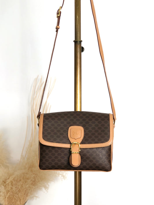 CELINE Macadam Blason Front Buckle Shoulder bag Brown Vintage zfp76j