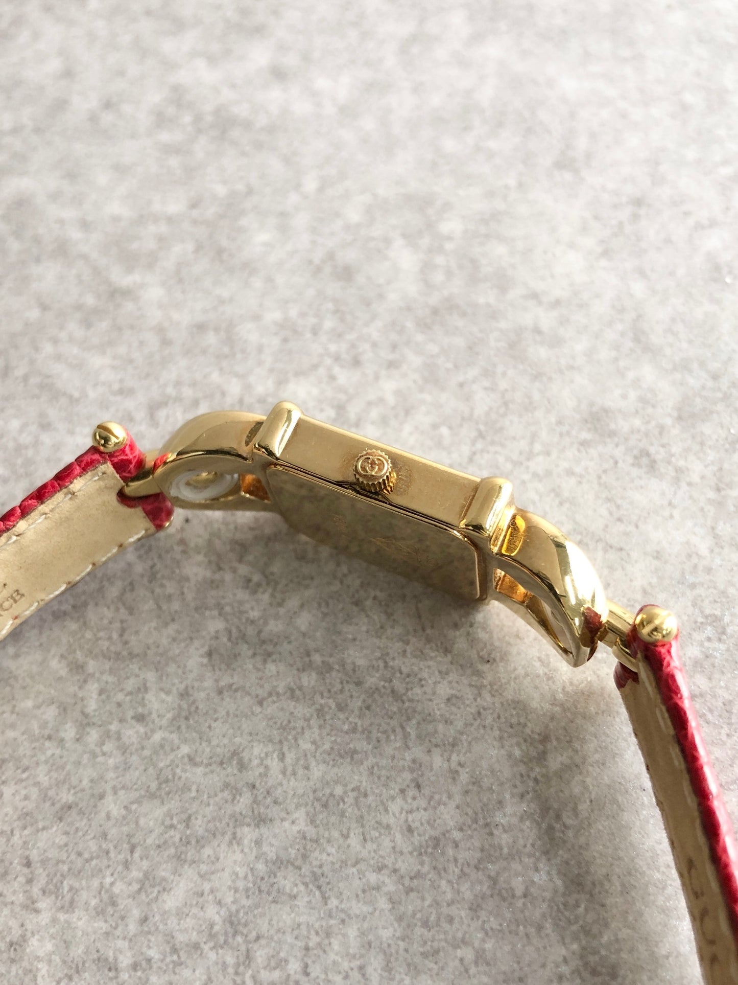 GUCCI Quartz Watch Gold 1800L Vintage c8zruy