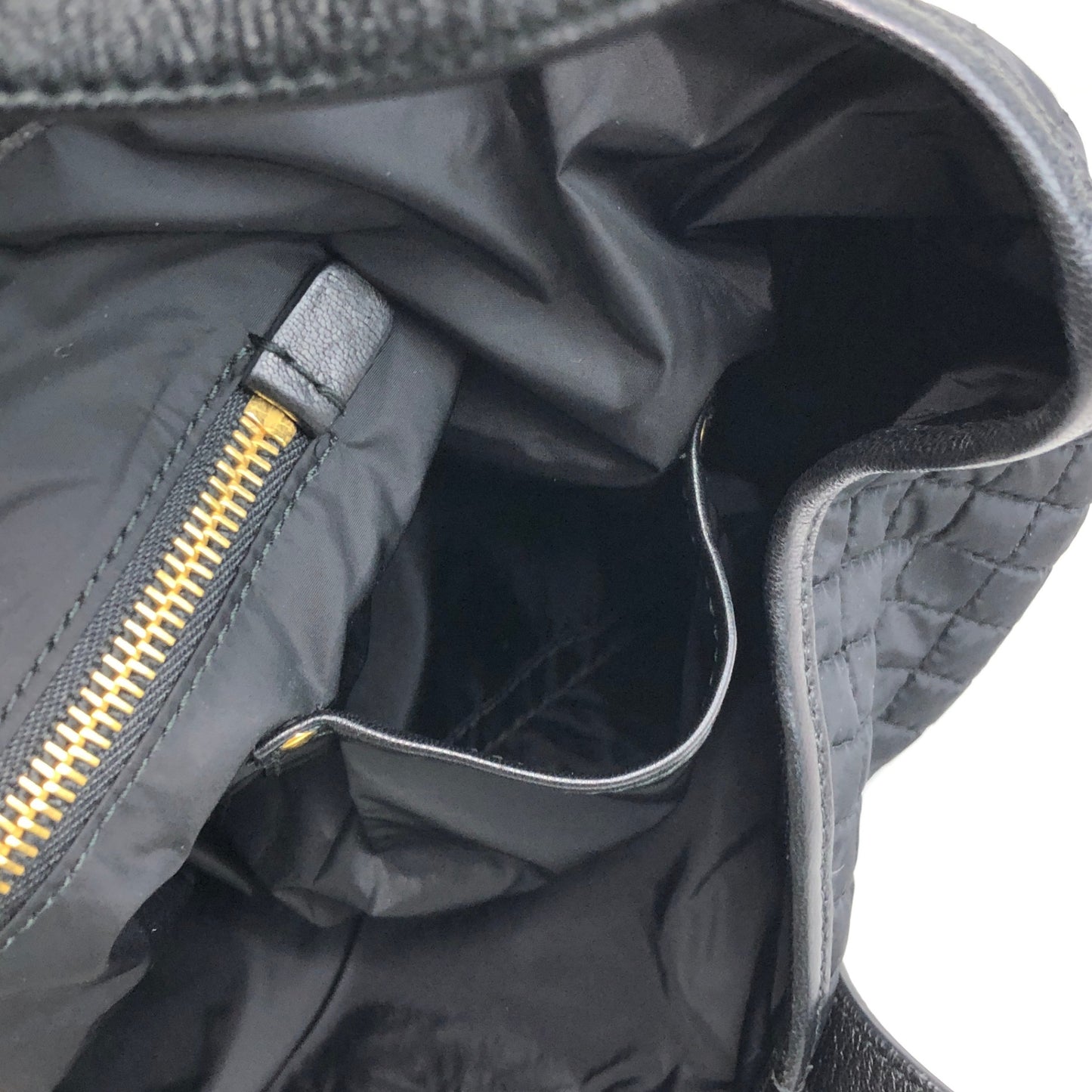 PRADA Triangle Logo Handbag Black Vintage vjh8nj