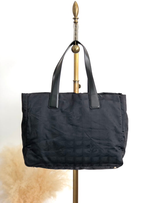 CHANEL New Travel Line Totebag Black Vintage tnjpfz