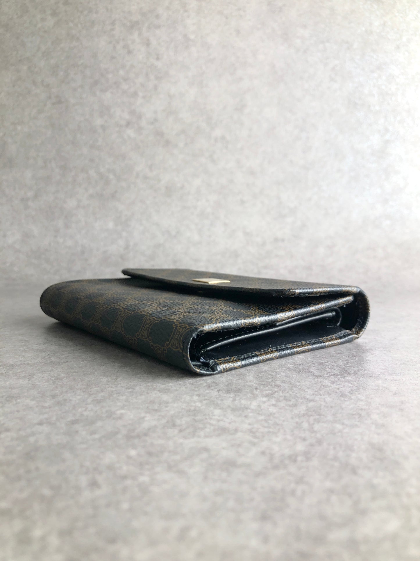 CELINE Macadam Trifold Wallet Black Vintage bybkp7