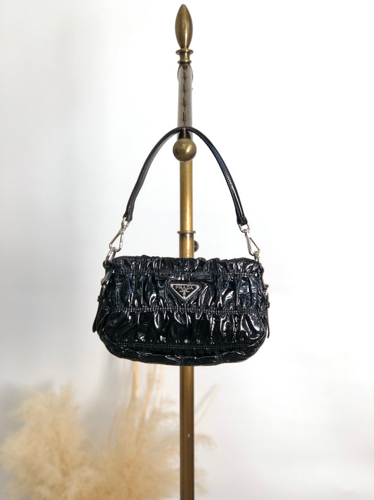 PRADA Triangle Logo Small Shoulder bag Black Vintage d7242y