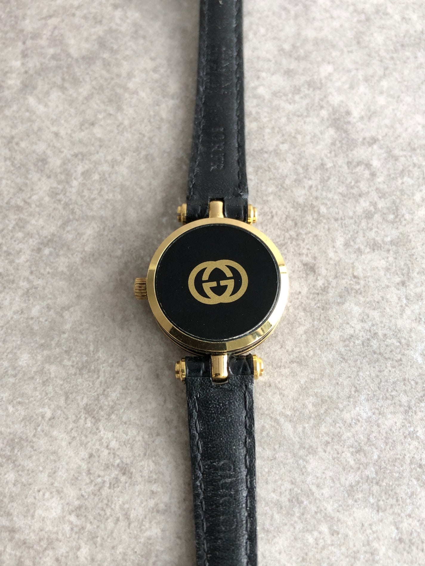 GUCCI Logo Quartz Watch Black Vintage yb88b5