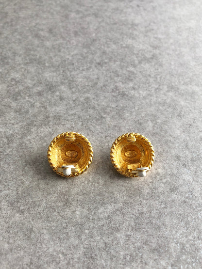 CHANEL Logo Earrings Gold Vintage skd4yf