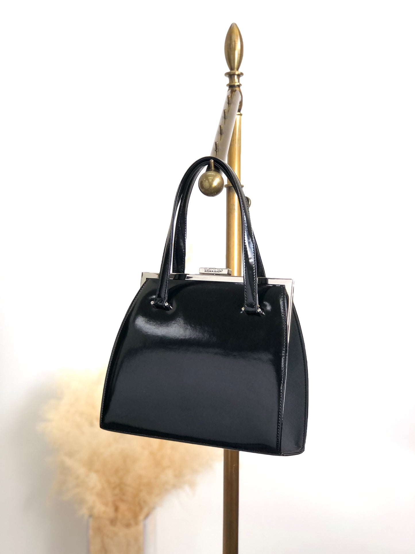 Yves Saint Laurent Metal Clasp Handbag Black Vintage km5h88