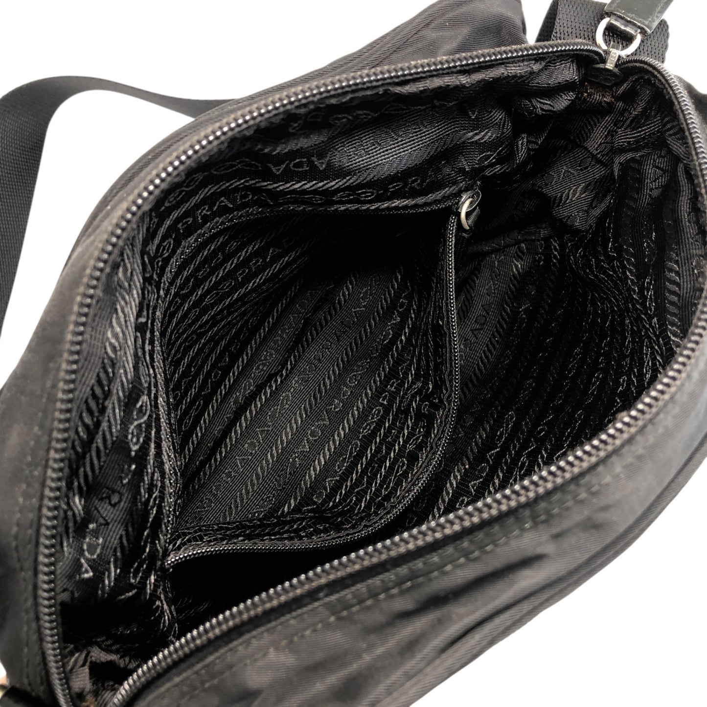 PRADA Tessuto Triangle Logo Shoulder bag Black Vintage rjf7np