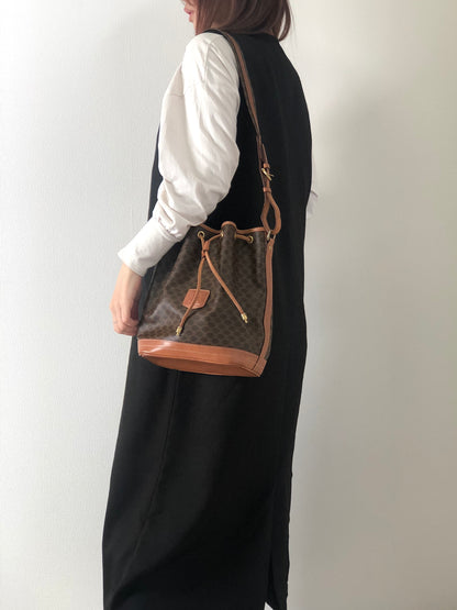 CELINE Macadam Blason Drawstring Shoulder bag Brown Vintage 7zaha3