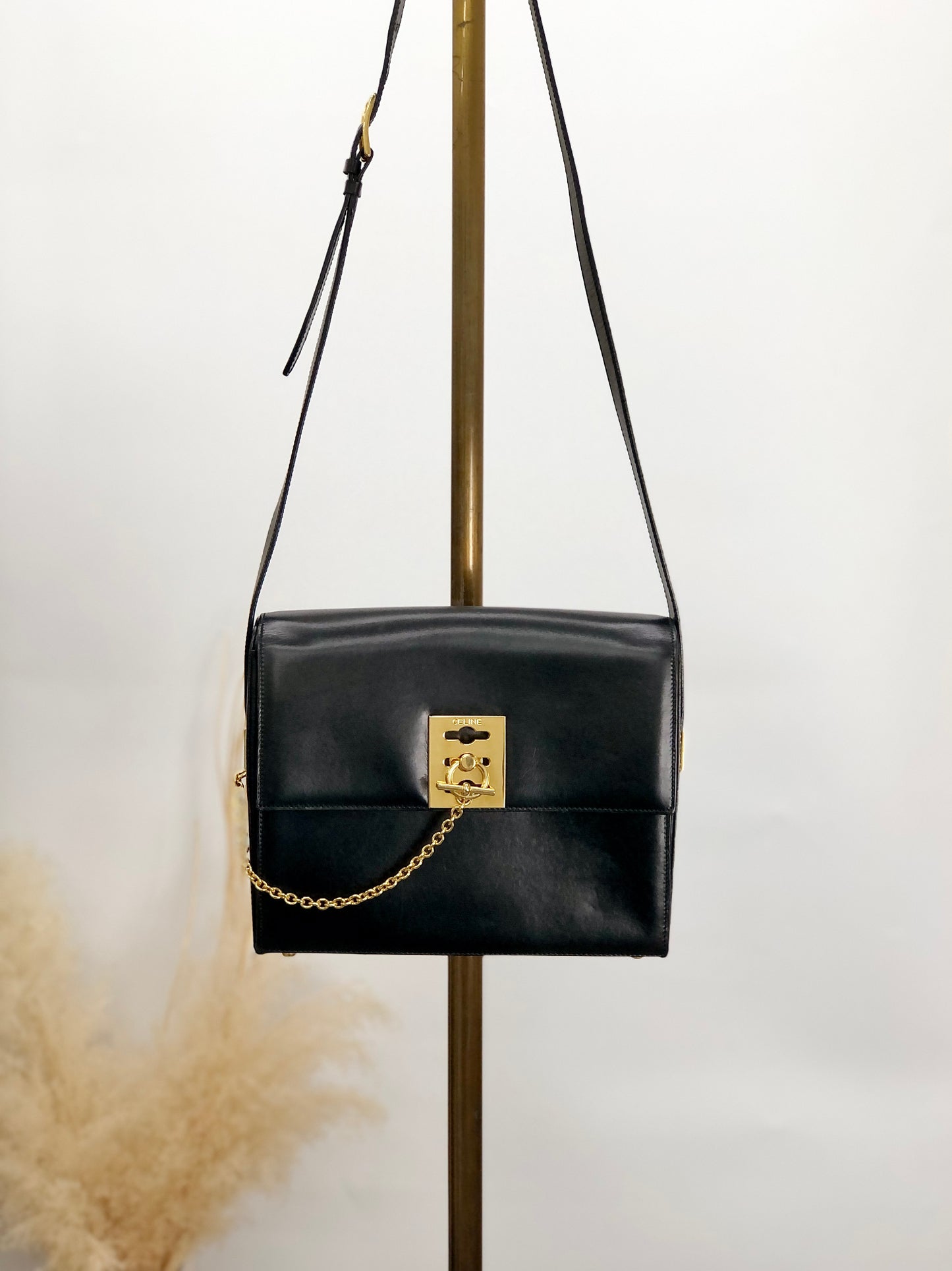 CELINE Gancini Shoulder bag Black Vintage mv6k7d