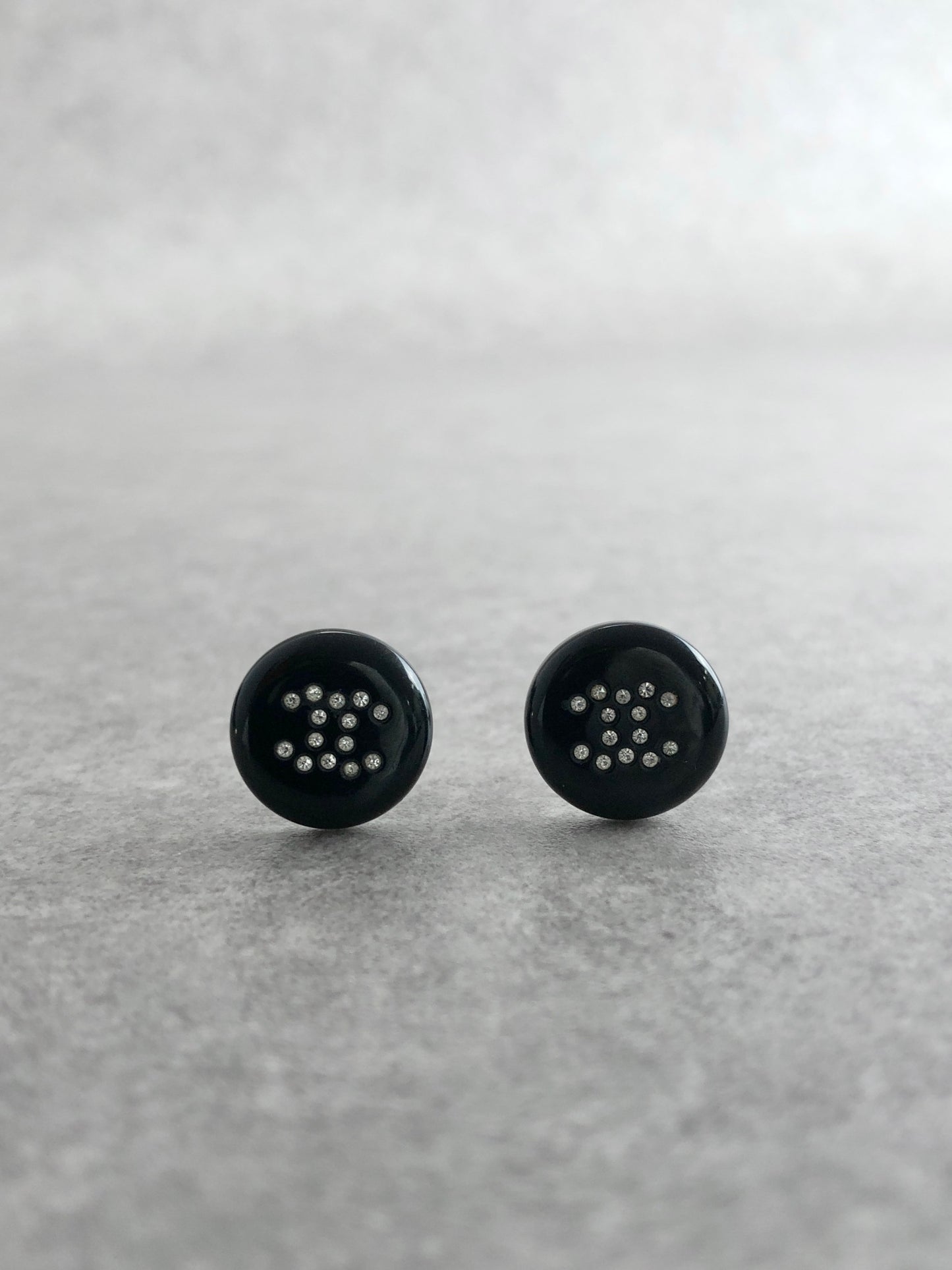 CHANEL Coco Mark Pierced Black Vintage 3rsdzf
