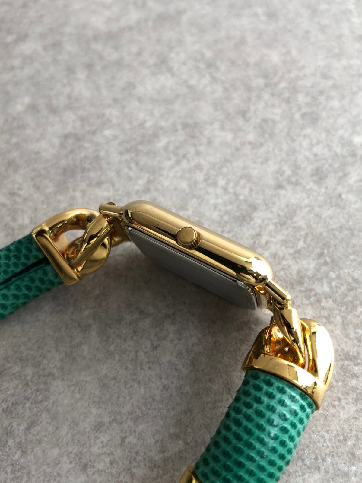 LOEWE Logo Quartz Watch Green×Gold Vintage c27tnu