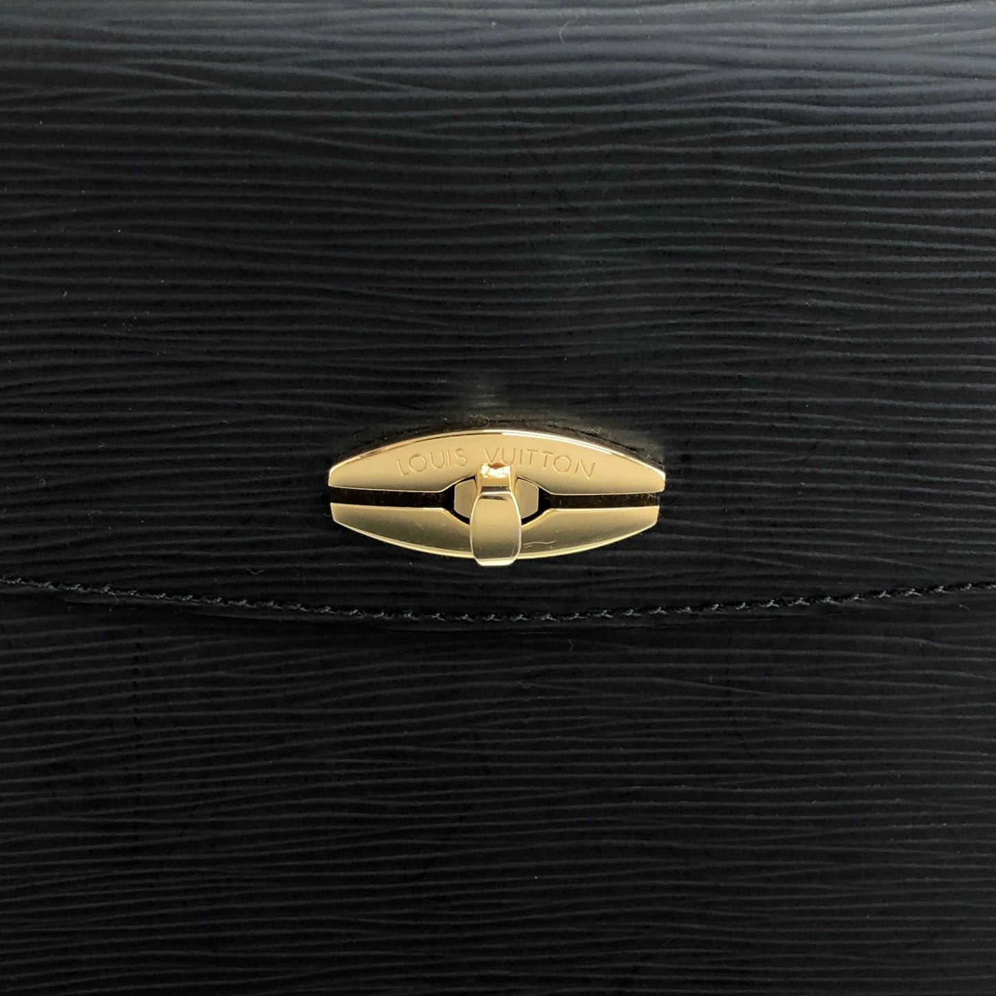 LOUIS VUITTON Epi Turn Lock Handbag Black Vintage u8cniv