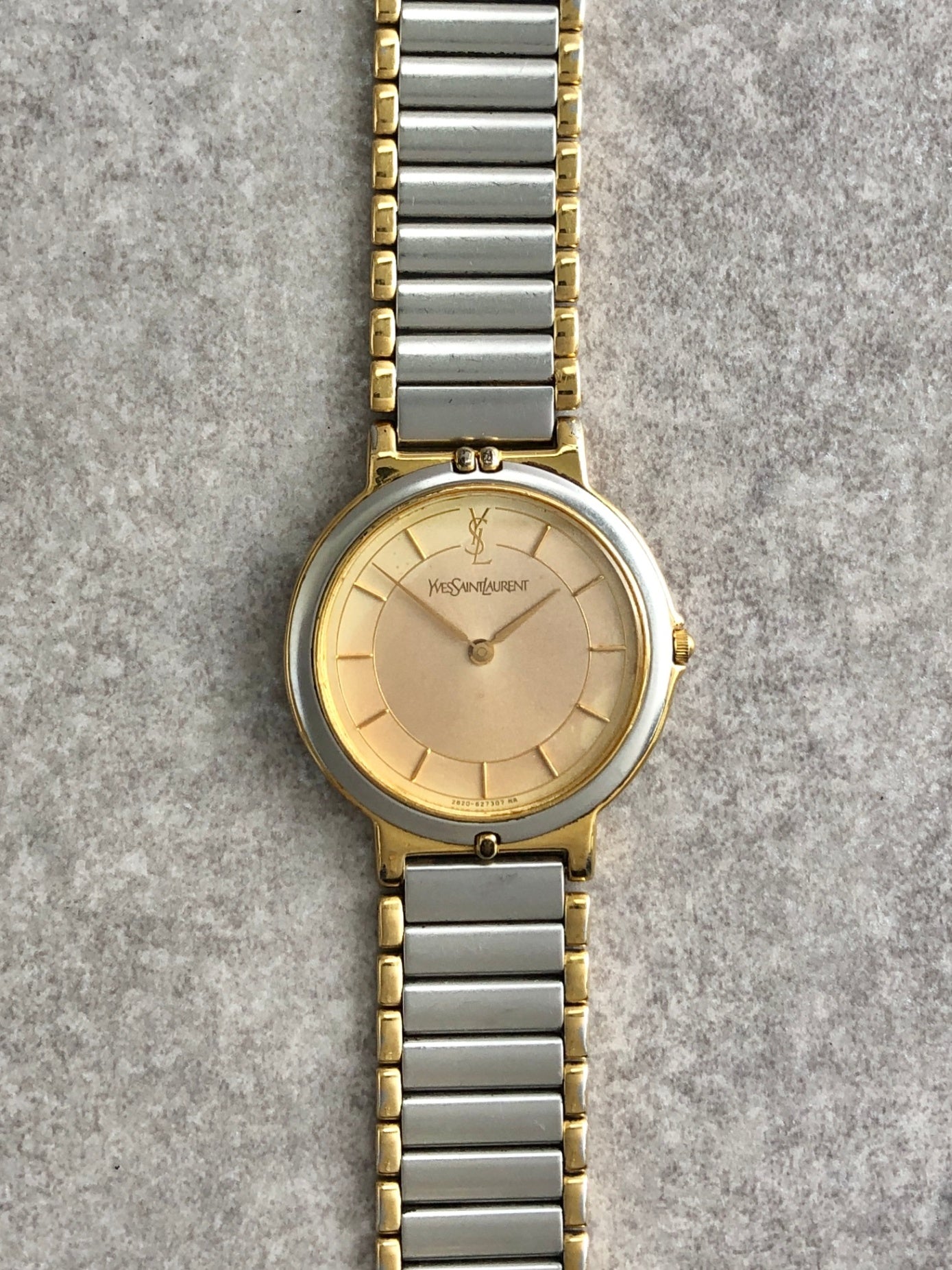 Yves Saint Laurent YSL Logo Quartz Watch Silver 2823-268440 YO