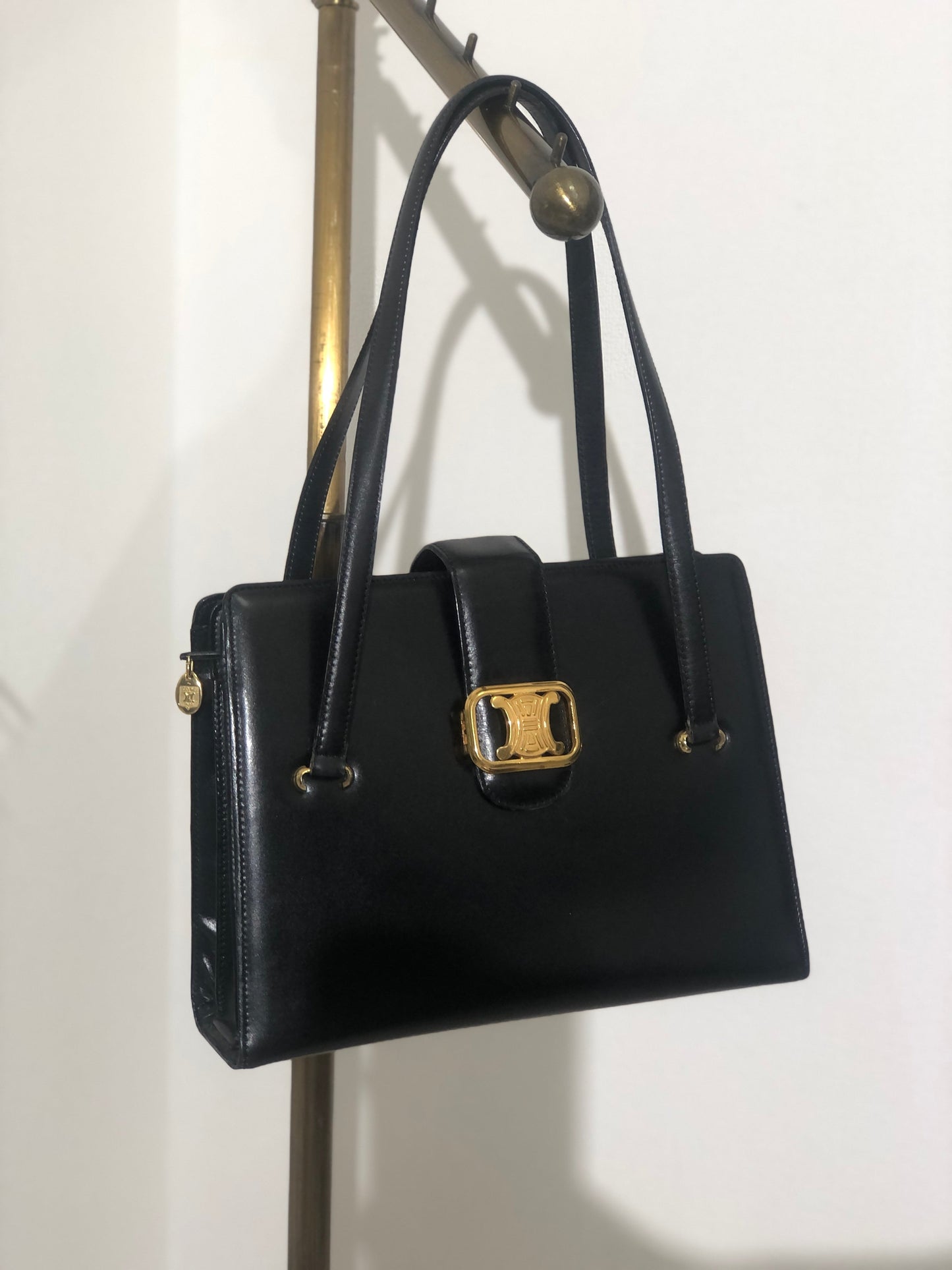 CELINE Triomphe Leather Shoulder bag Black Vintage kuynak