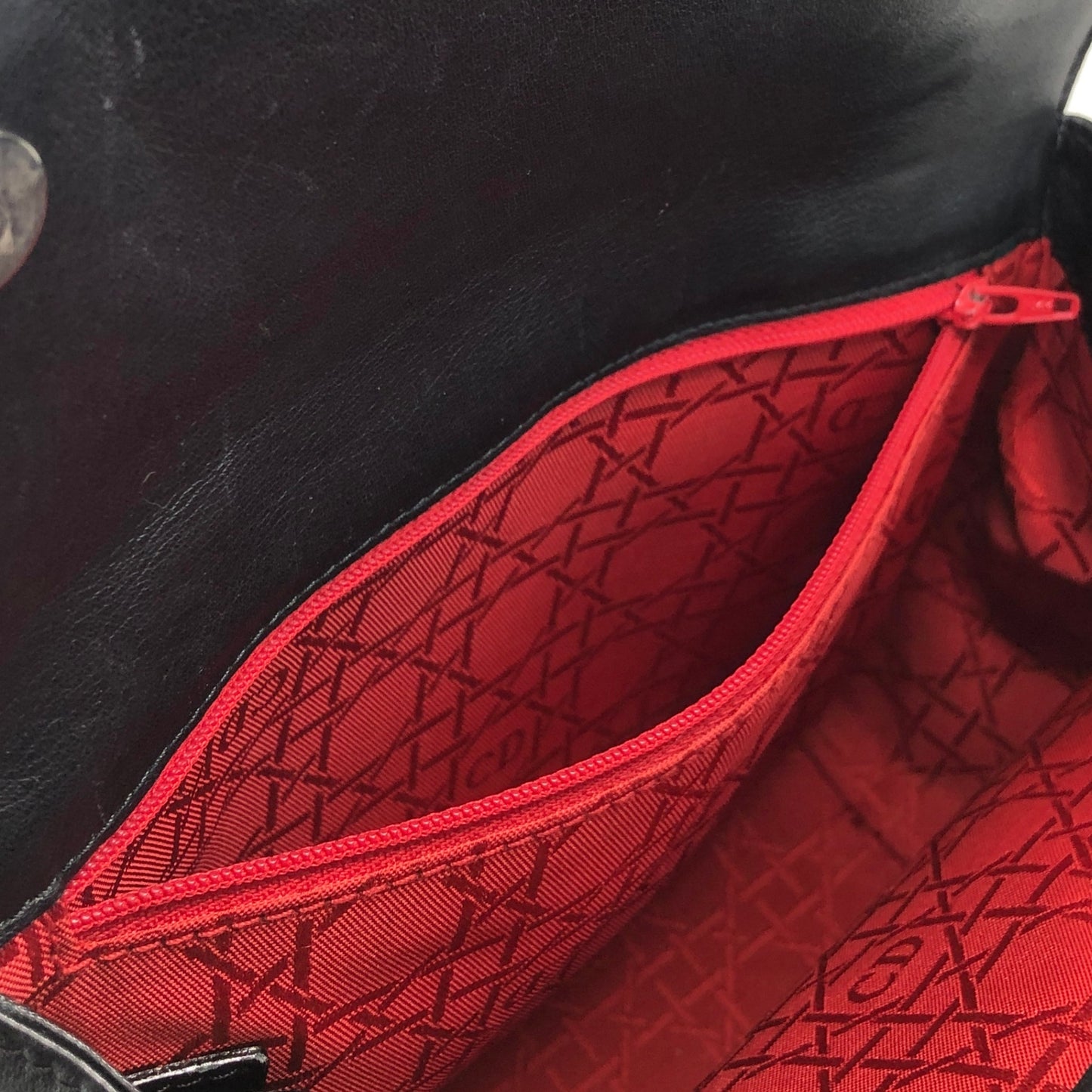 Christian Dior CD Logo Handbag Black Vintage hfa4nr