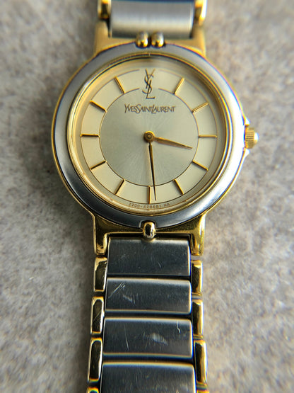 Yves Saint Laurent YSL Logo Quartz Watch Gold×Silver 2200-228481 Vintage wgv3bg