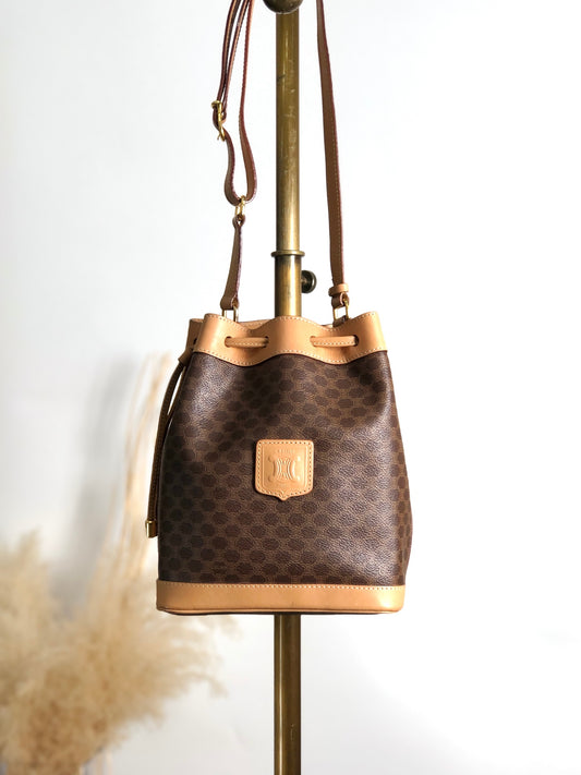 CELINE Macadam Blason Drawstring Shoulder bag Brown Vintage kvk5hf