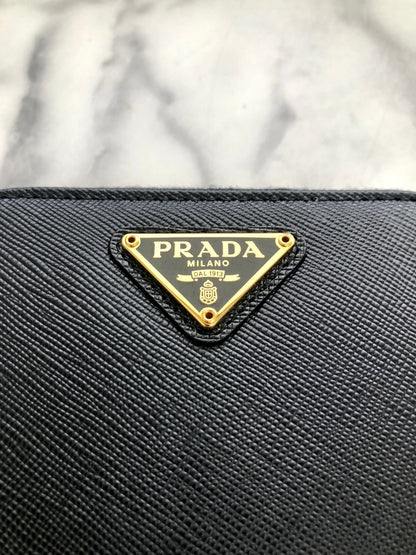 PRADA Triangle Logo Coin Purse Black Vintage d2ghy4