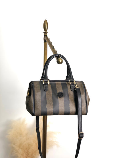 FENDI Logo Two-way Small Boston bag Shoulder bag Black Vintage 7hv23h