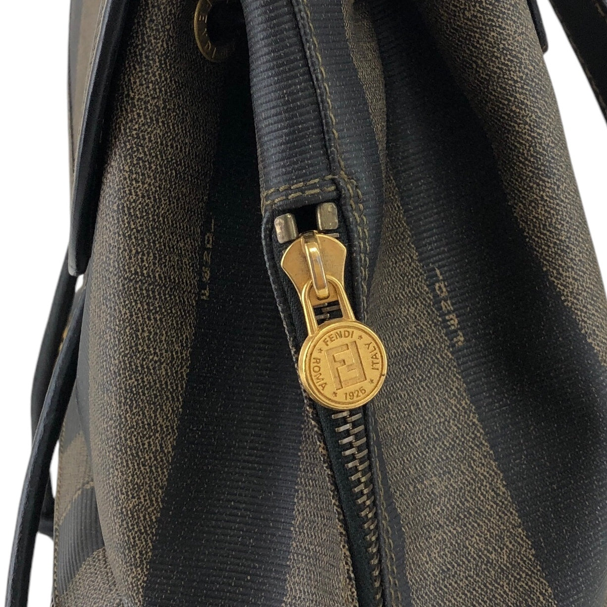 FENDI Pecan Backpack Brown×Black Vintage 6j3i4t