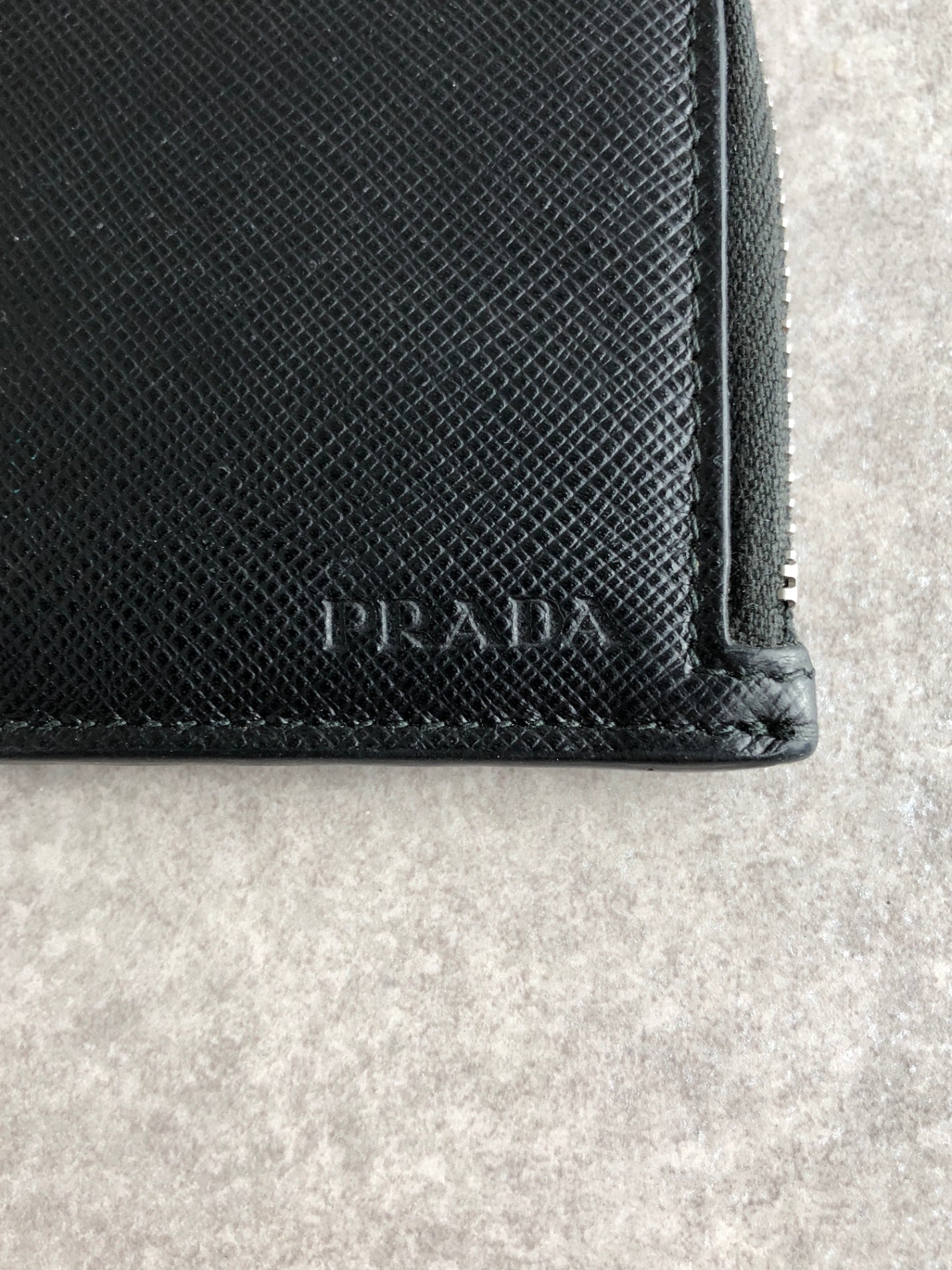 PRADA Logo Embossed Coin Purse Black Vintage ui5iej