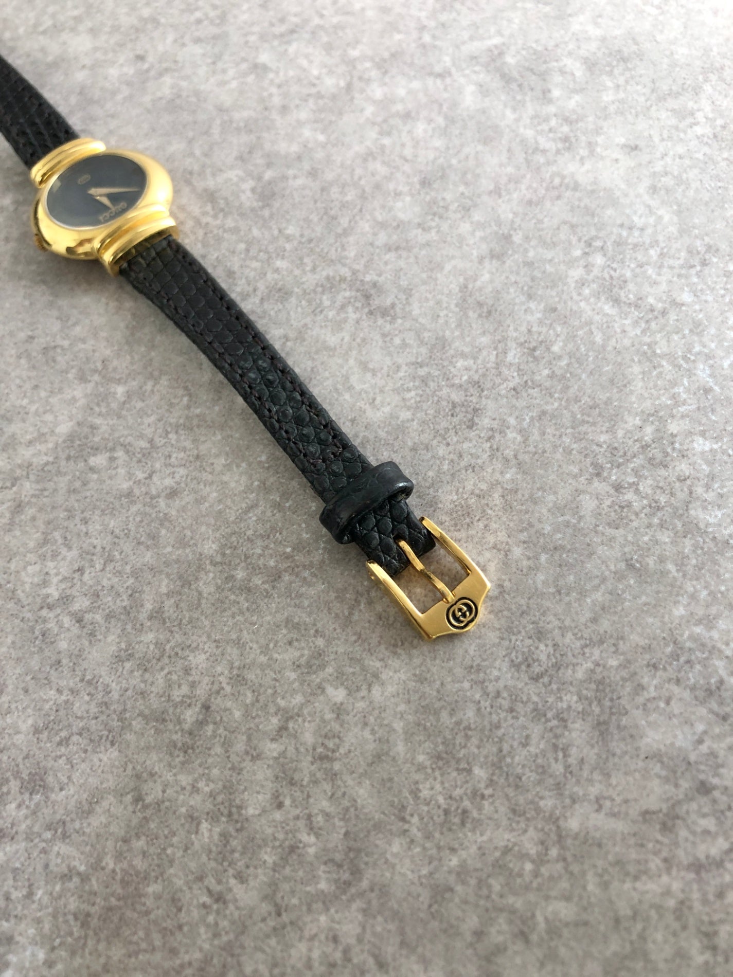 GUCCI Quartz Watch Gold×Black 5300L Vintage j7kah7 – VintageShop solo
