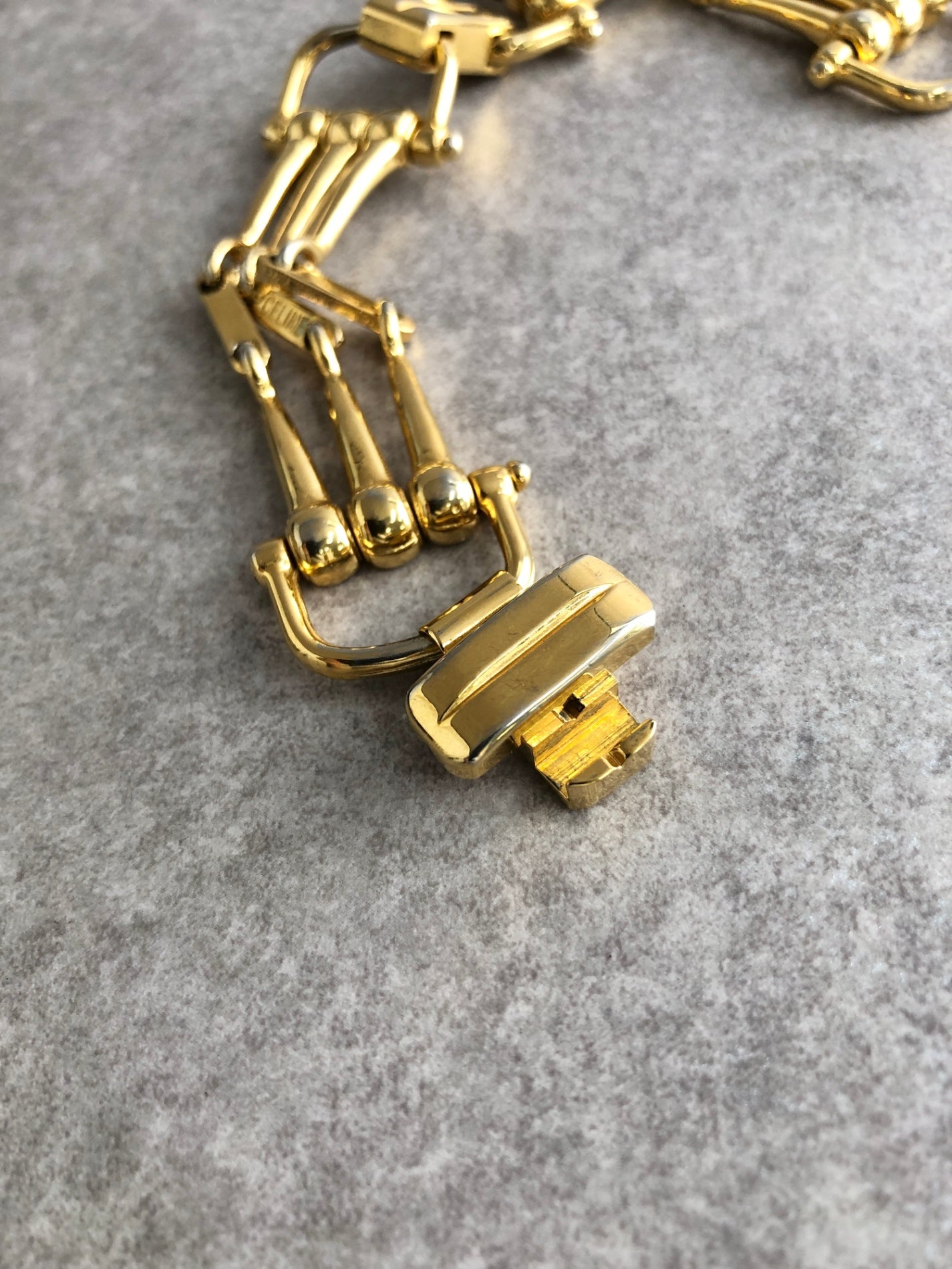 CELINE Horse Bit Bracelet Gold Vintage p7k2ik