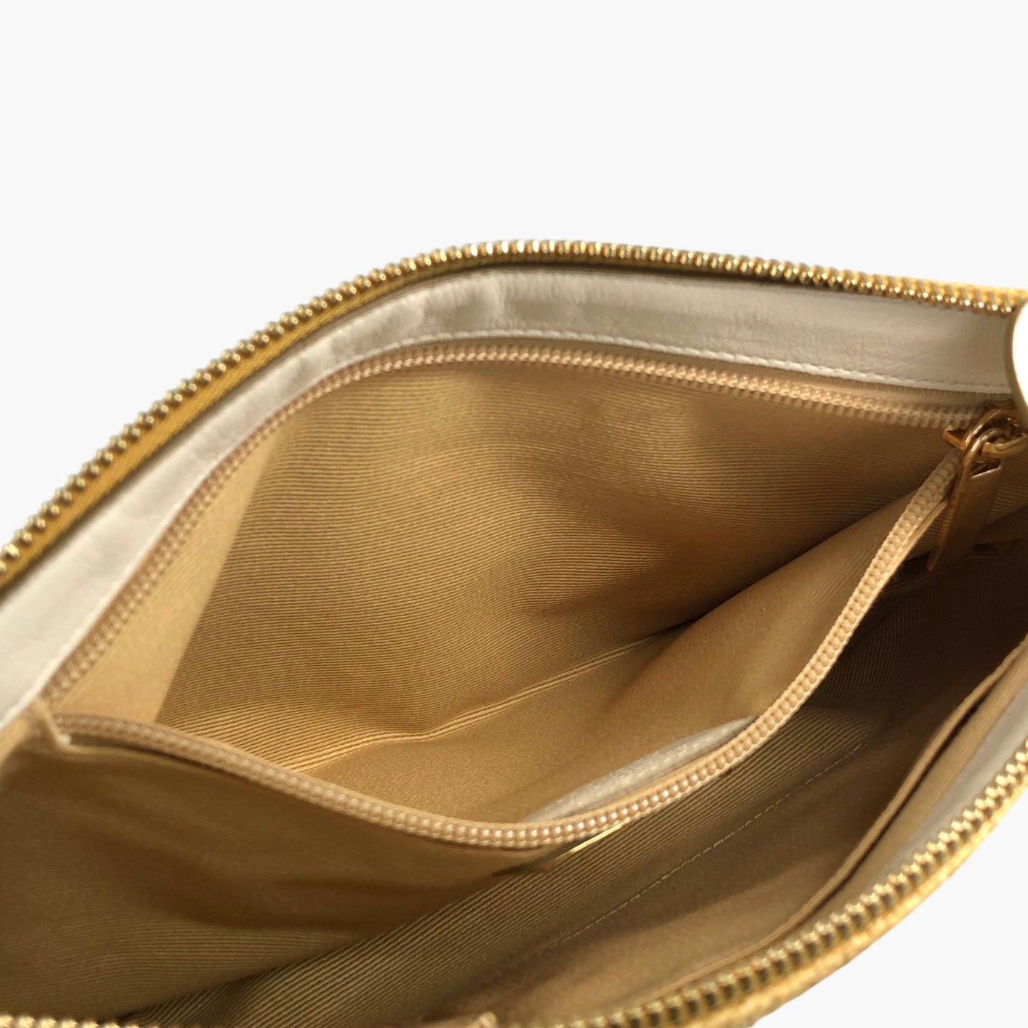 Salvatore Ferragamo Shoulder bag Beige AU-21 D035 Vintage mc74rn