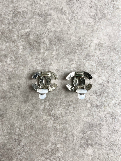 CHANEL Coco Mark Earrings Silver Vintage 68nrwn