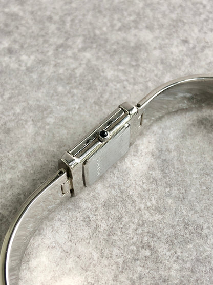 Yves Saint Laurent Logo Motif Quartz Watch Silver Vintage z5vmz5