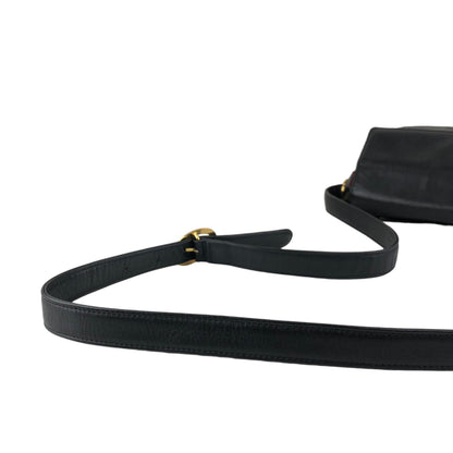 Christian Dior Logo Charm Shoulder bag Black Vintage rrr3nm