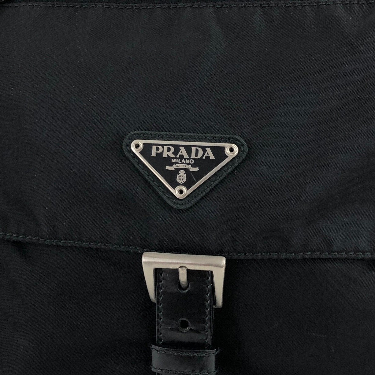 PRADA Triangle Logo Front Buckle Shoulder bag Black Vintage nwz8ph