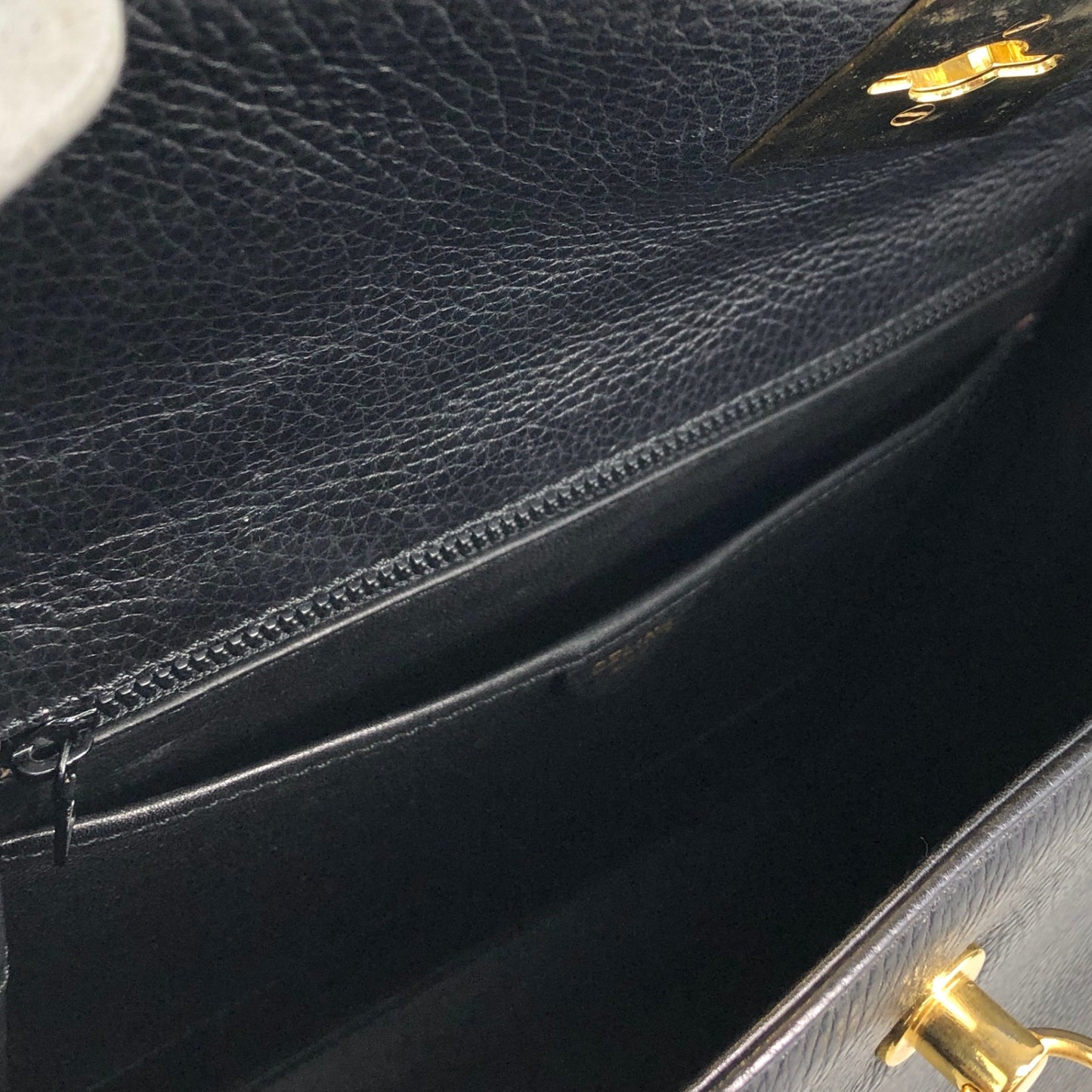 CELINE Gancini Handbag Black Vintage b8e6px