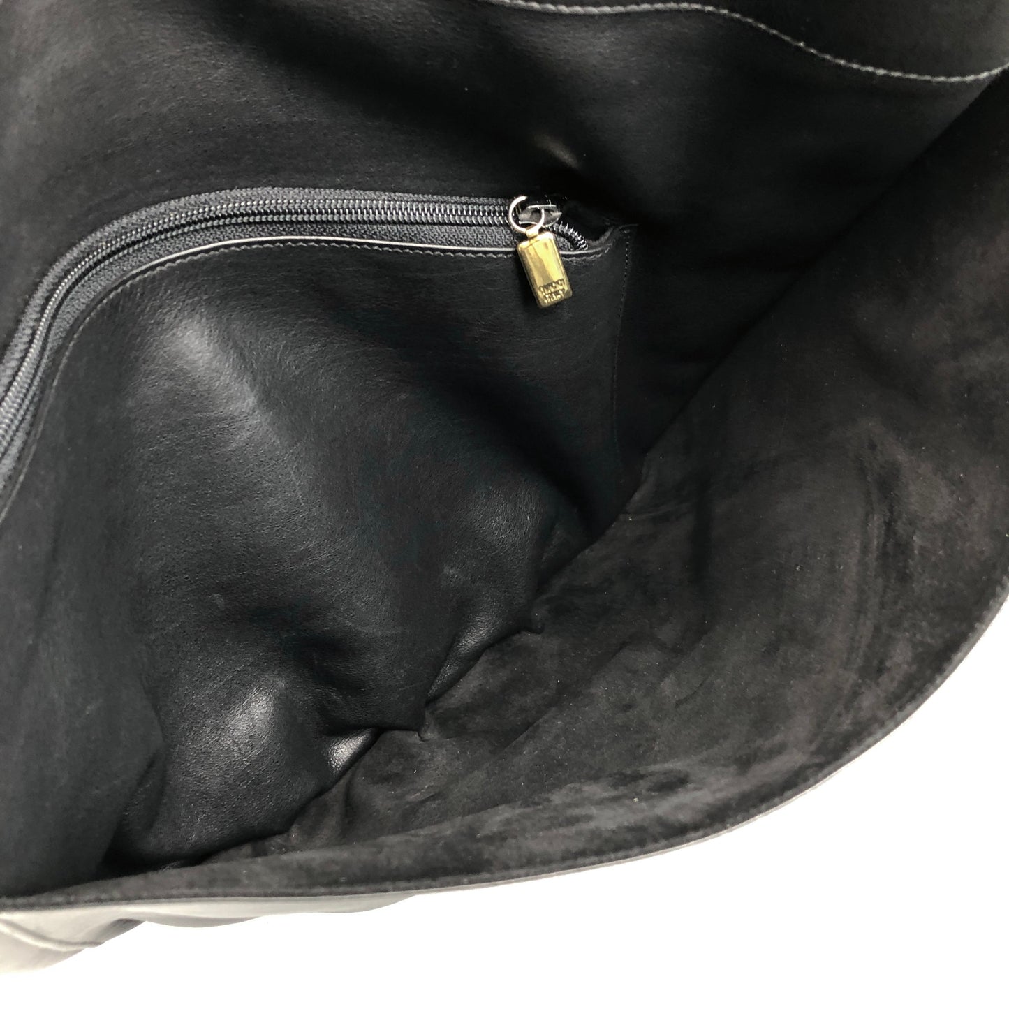 GUCCI Logo Embossed Shoulder bag Totebag Black Vintage cgykye