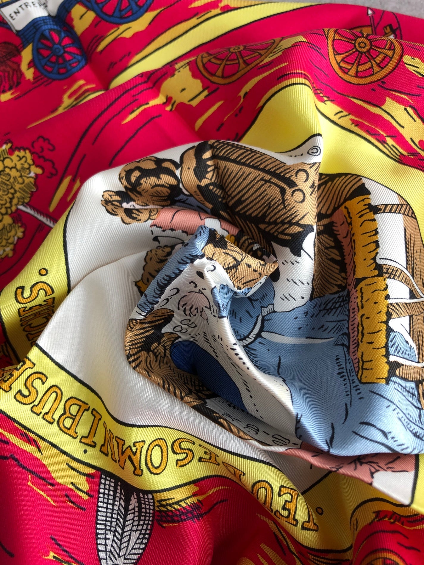 HERMES Silk Scarf Red×Blue Vintage xxzprf
