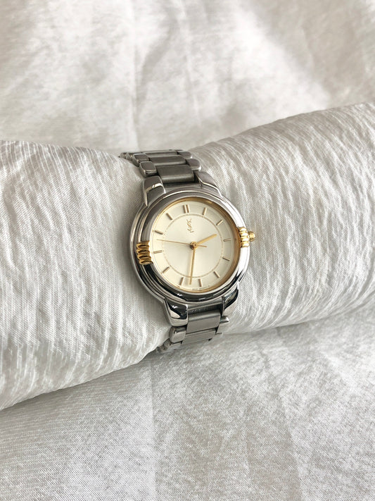 Yves Saint Laurent YSL Logo Quartz Watch Silver 6031-G11246 Vintage vcrgf8