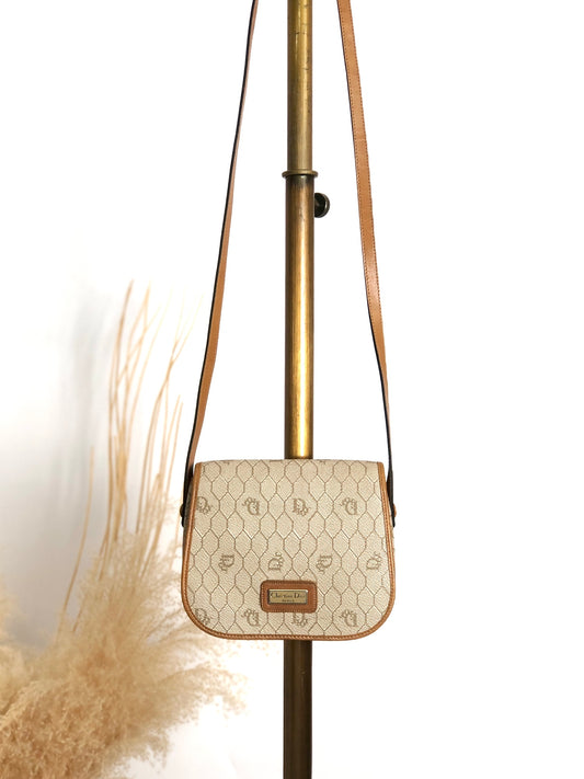 Christian Dior Honeycomb Pattern Logo Small Shoulder bag Beige Vintage wemn3x