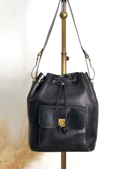 CELINE Gancini Front Pocket Drawstring Shoulder bag Black Vintage 3gt2jh