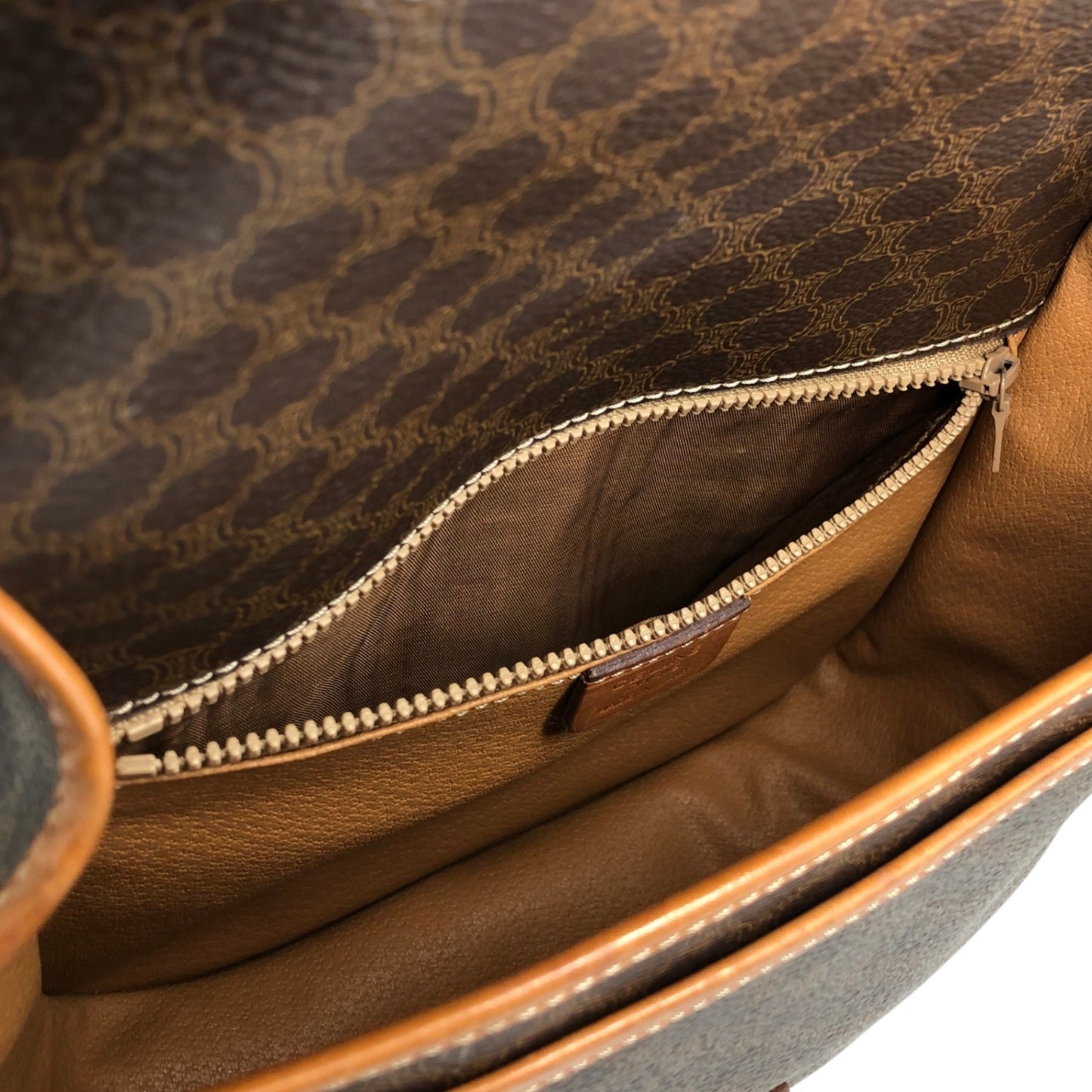 CELINE Macadam Blason Front Buckle Shoulder bag Brown Vintage kkjgdk
