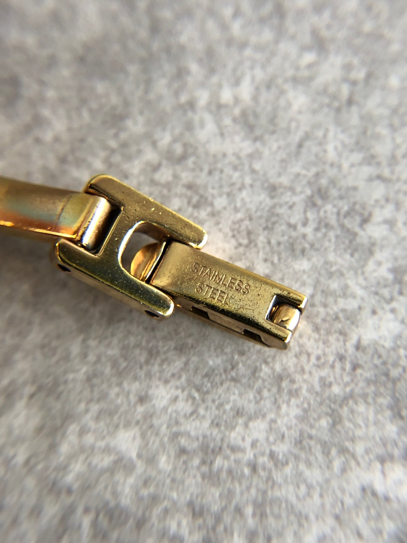 GUCCI Logo Bangle Watch Gold Vintage dsanww
