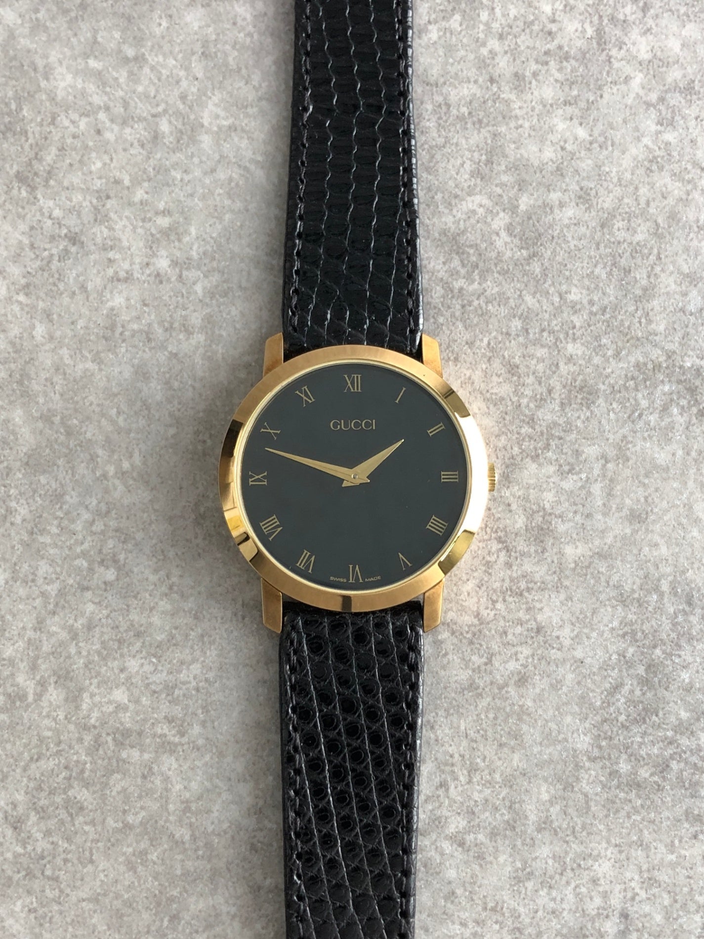 GUCCI Logo Quartz Watch Black Vintage yck25p