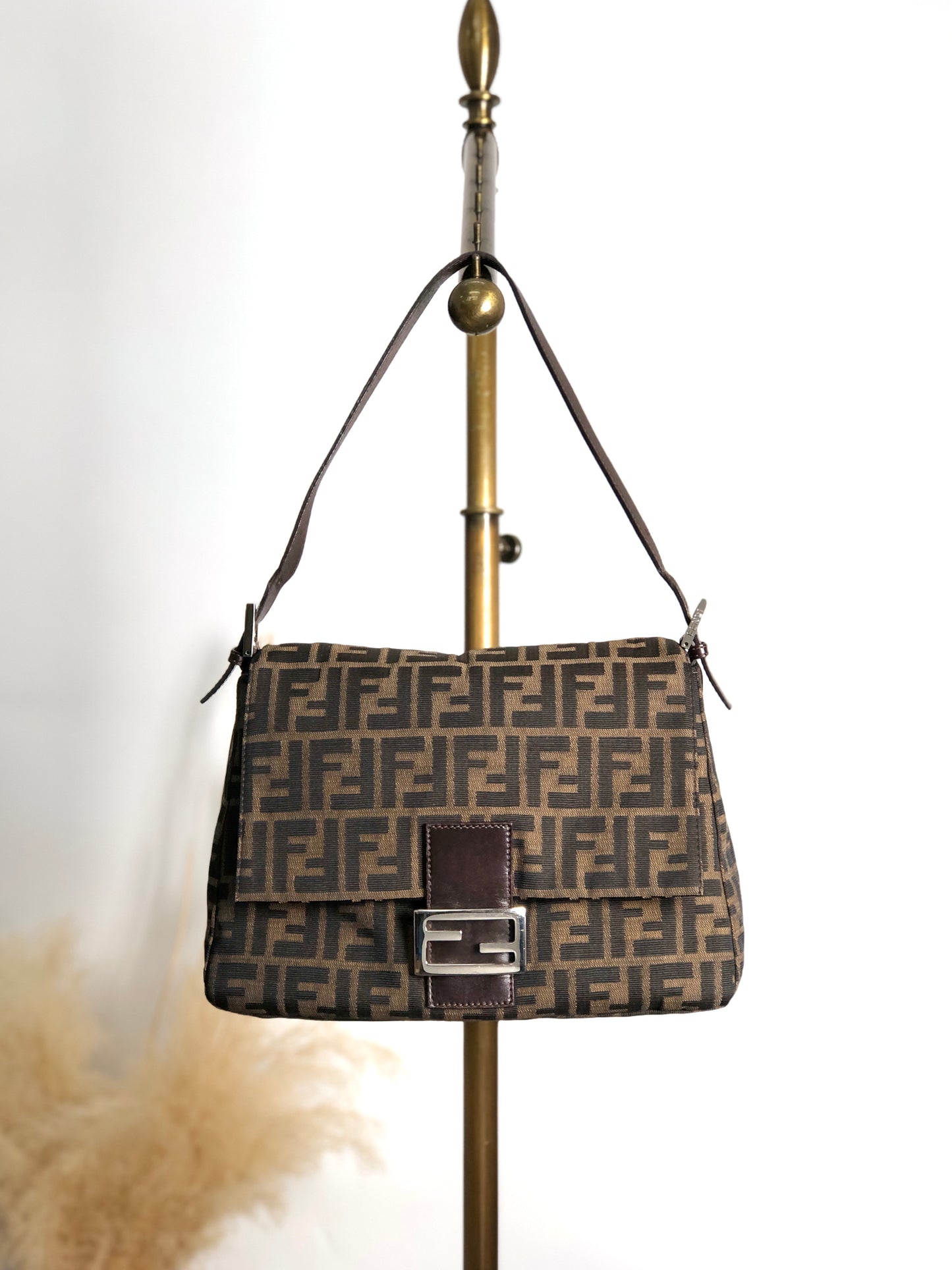 FENDI Zucca Logo Shoulder bag Brown Vintage df4sym