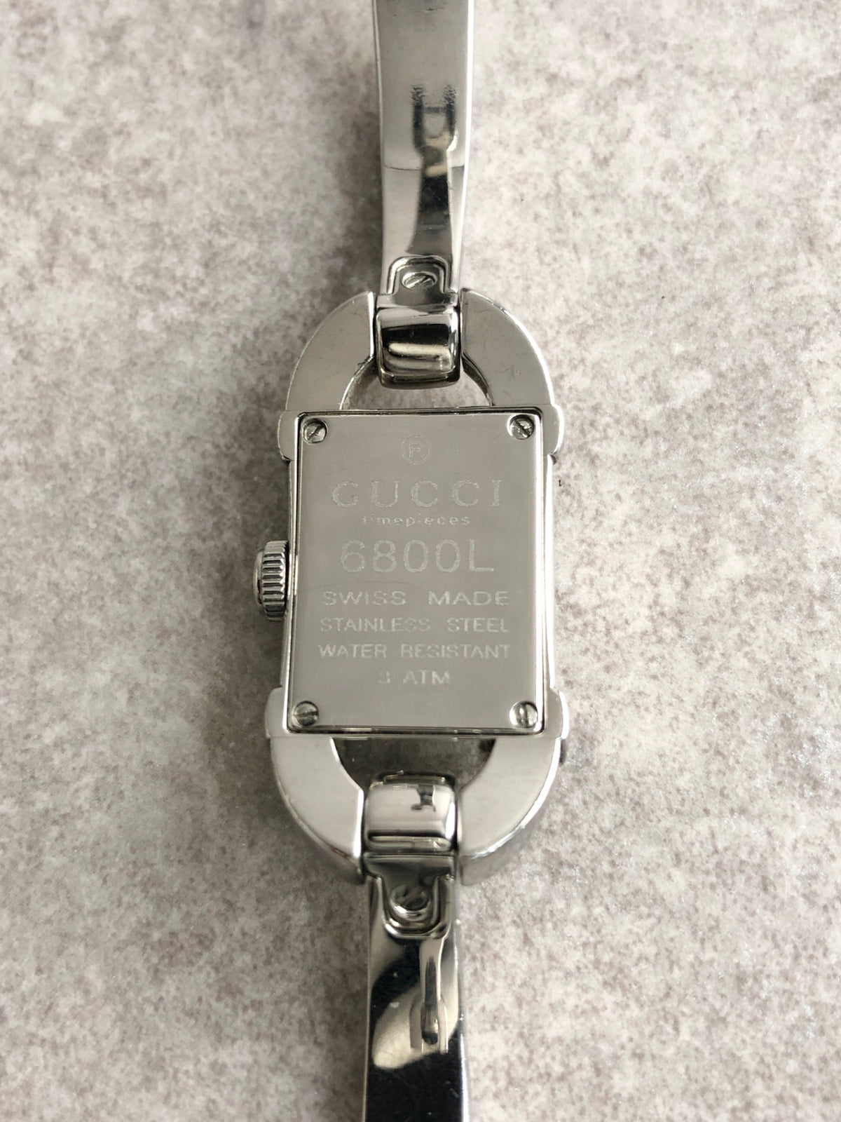 GUCCI Logo Quartz Watch Silver 6800L Vintage fuynkf