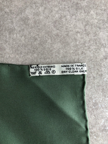 HERMES SILK Scarf Green LE MONDE POLO Vintage xnbcak